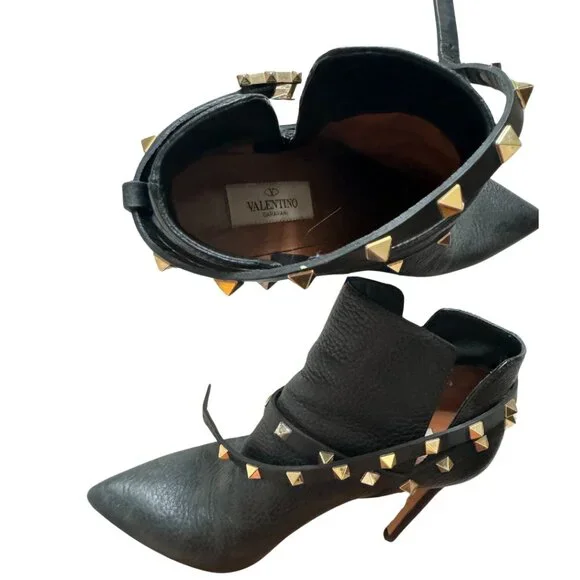 Valentino Black/Gold Rockstud Boots (Size 7) - Picture 2 of 3